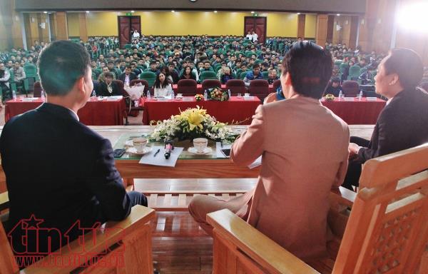 Lãnh đạo tập đoàn lớn khẳng định tuyển dụng nhân sự có kinh nghiệm, sinh viên sắp ra trường ‘khóc ròng’ ảnh 5
